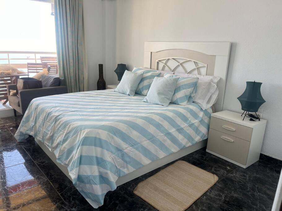 Rent4 Malaga La Torre De La Roca Torremolinos