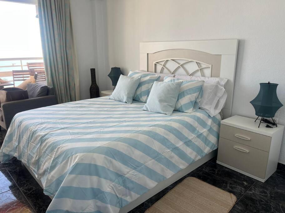 Rent4 Malaga La Torre De La Roca Torremolinos